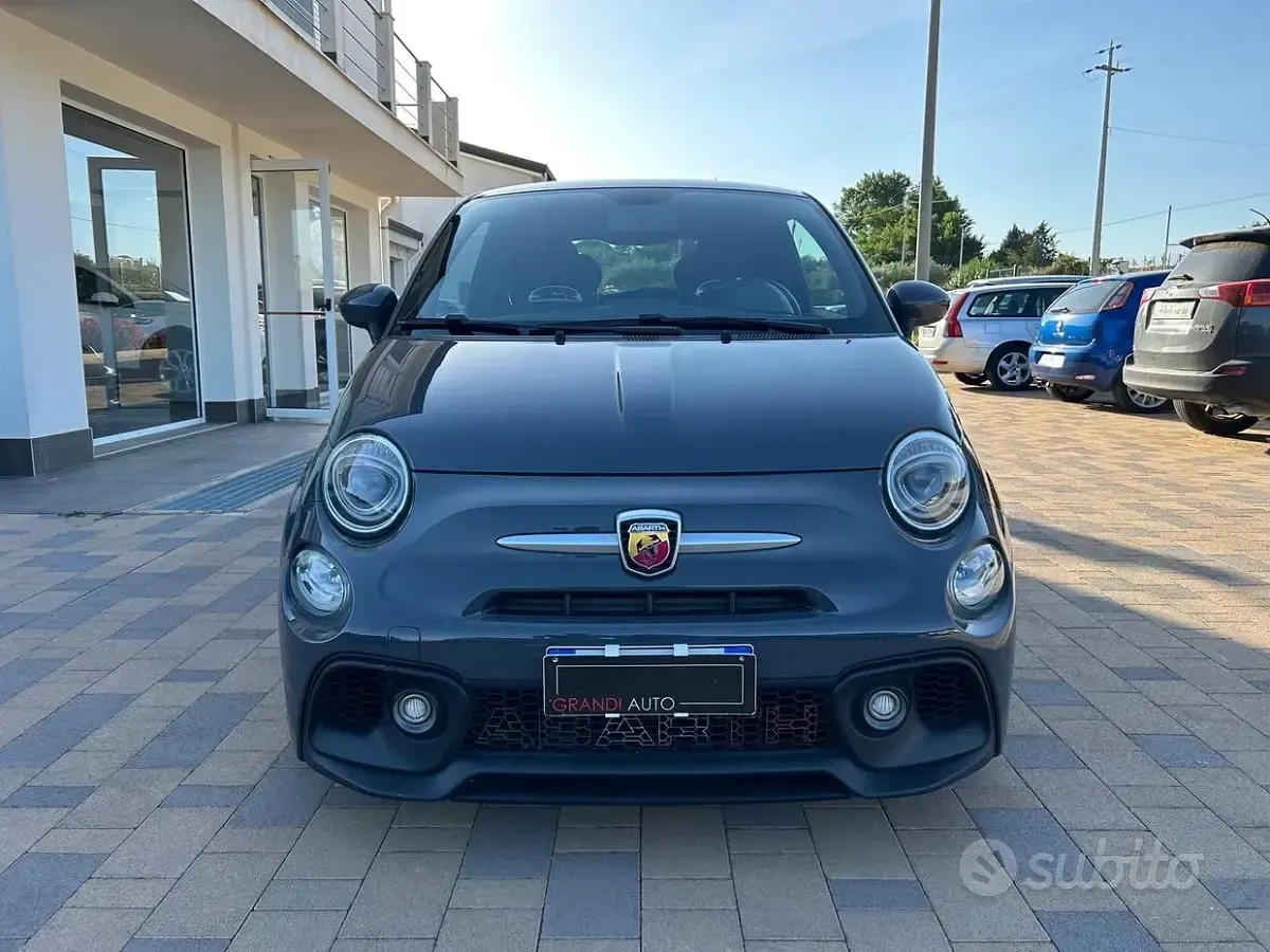 Usata Abarth 595 145 CV (106 kW) 2017 Grigio Berlina