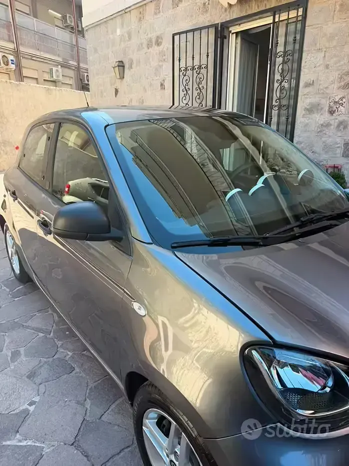 Usata Smart ForFour Electric Drive 41 kW (56 CV) 2020 Grigio Utilitaria