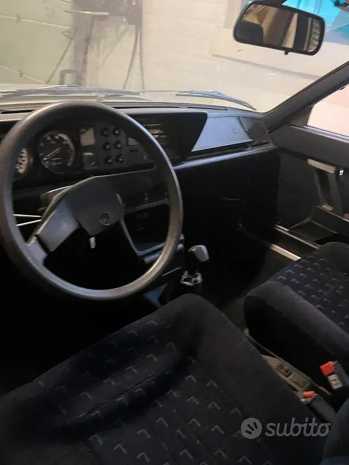 Usata Lancia 2000 1970 Grigio Berlina