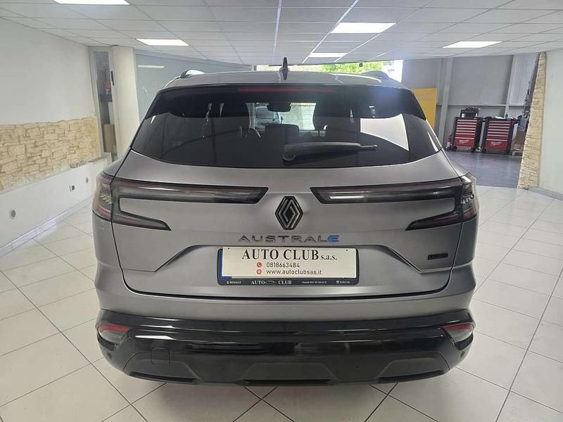 Usata Renault Austral Techno Esprit Alpine 131 CV (96 kW) 2023 Grigio satinato SUV