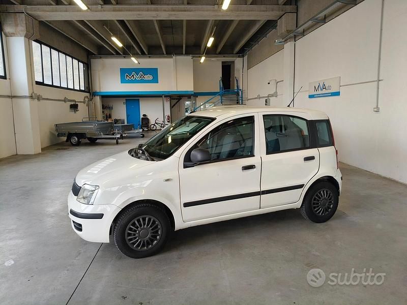 Usata Fiat Panda Easy 75 CV (55 kW) 2012 Bianco Utilitaria