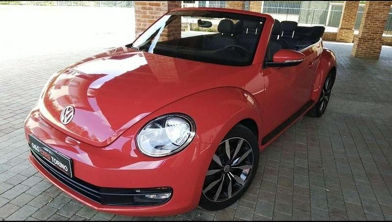 Usata VW Beetle 160 CV (117 kW) 2014 Rosso Utilitaria