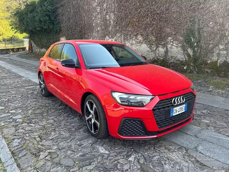 Usata Audi A1 Admired 110 CV (80 kW) 2023 Rosso SUV