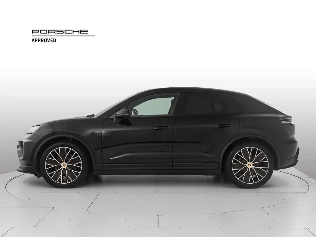 Usata Porsche Macan 4 Electric 144 kW (197 CV) 2024 Nero SUV