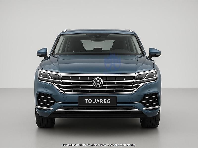 Usata VW Touareg Elegance 381 CV (280 kW) 2022 Blu SUV