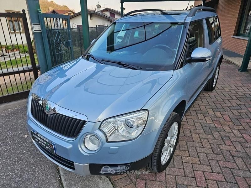 Usata Skoda Yeti Experience 105 CV (77 kW) 2010 Grigio metallizzato SUV