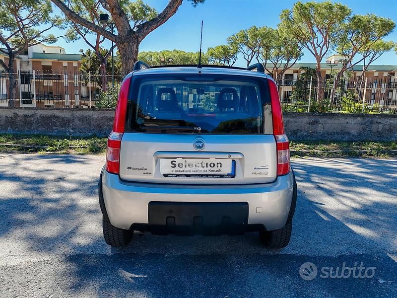 Usata Fiat Panda 4x4 Climbing 59 CV (43 kW) 2005 Grigio Utilitaria