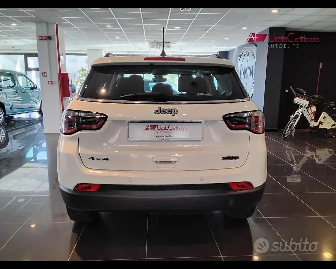 Usata Jeep Compass 140 CV (102 kW) 2021 Bianco SUV