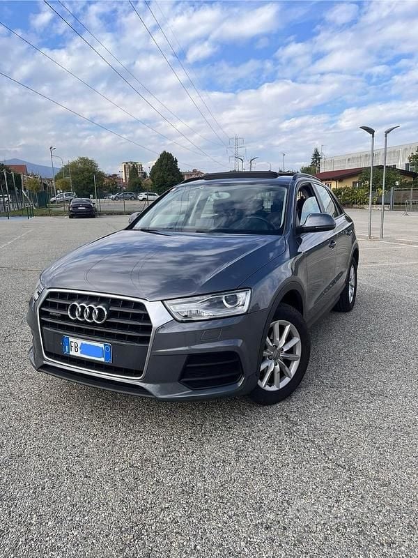 Usata Audi Q3 Design 150 CV (110 kW) 2015 Grigio SUV