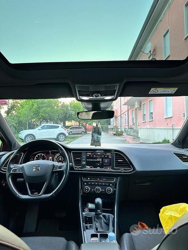 Usata Seat Leon 190 CV (139 kW) 2019 Rosso Berlina