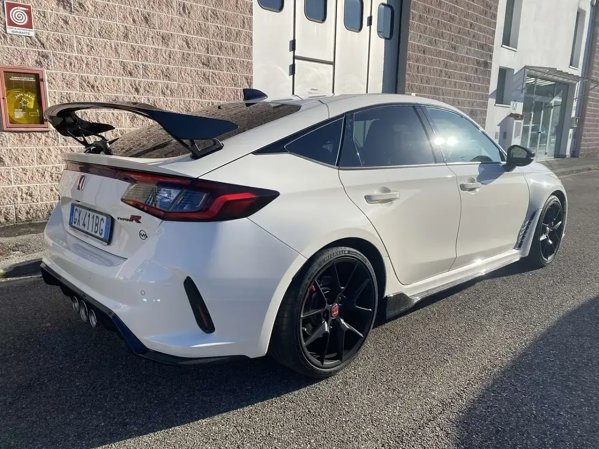 Usata Honda Civic Type R 329 CV (241 kW) 2024 Bianco Berlina