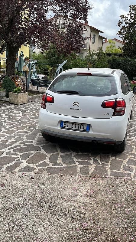 Usata Citroën C3 68 CV (50 kW) 2013 Bianco Utilitaria