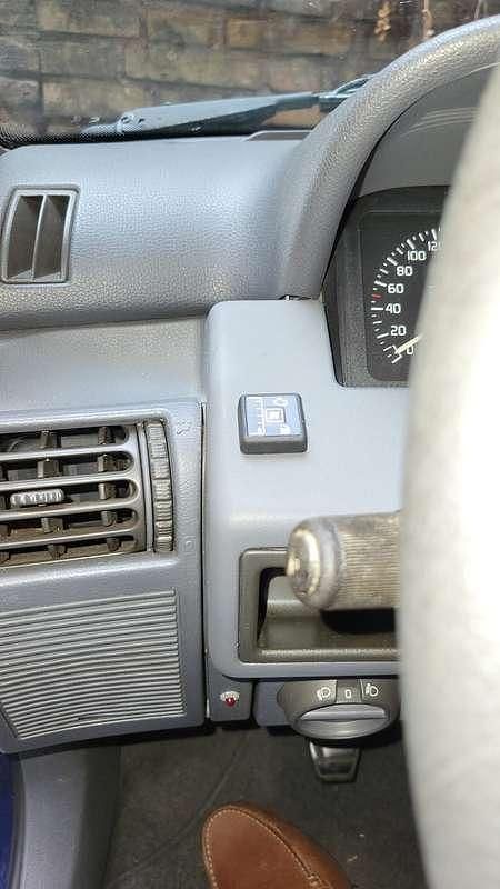 Usata Renault Clio II 58 CV (42 kW) 1998 Blu/azzurro Berlina