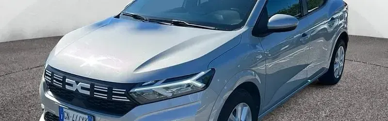 Usata Dacia Sandero Essentiel 101 CV (74 kW) 2023 Blu Utilitaria