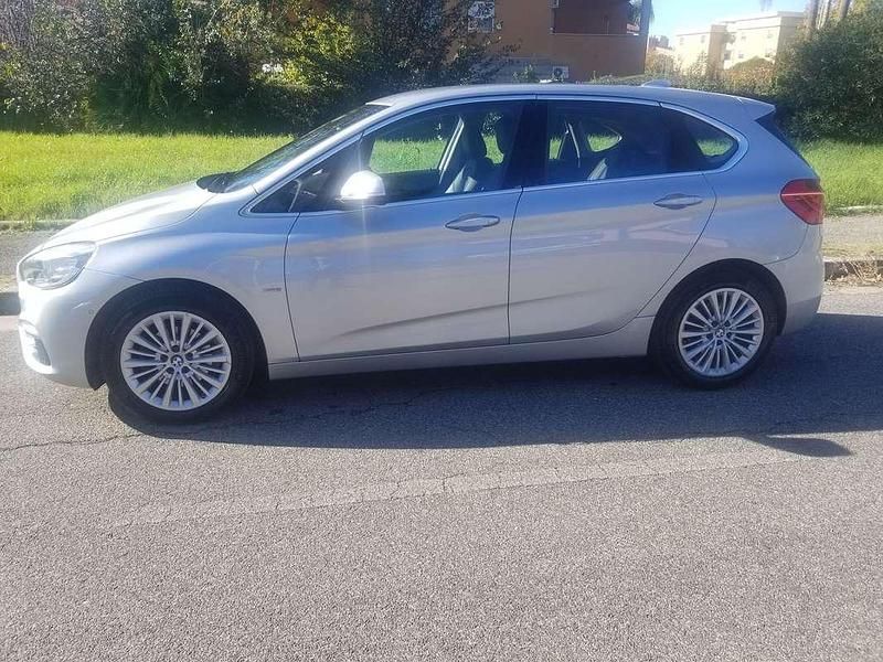 Usata BMW 218 Active Tourer Luxury Line 150 CV (110 kW) 2017 Argento Monovolume
