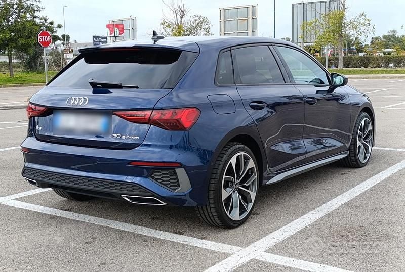 Usata Audi A3 Sportback g-tron S-Line 131 CV (96 kW) 2022 Blu Utilitaria
