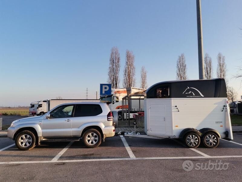 Usata Toyota Land Cruiser 166 CV (122 kW) 2005 Grigio SUV