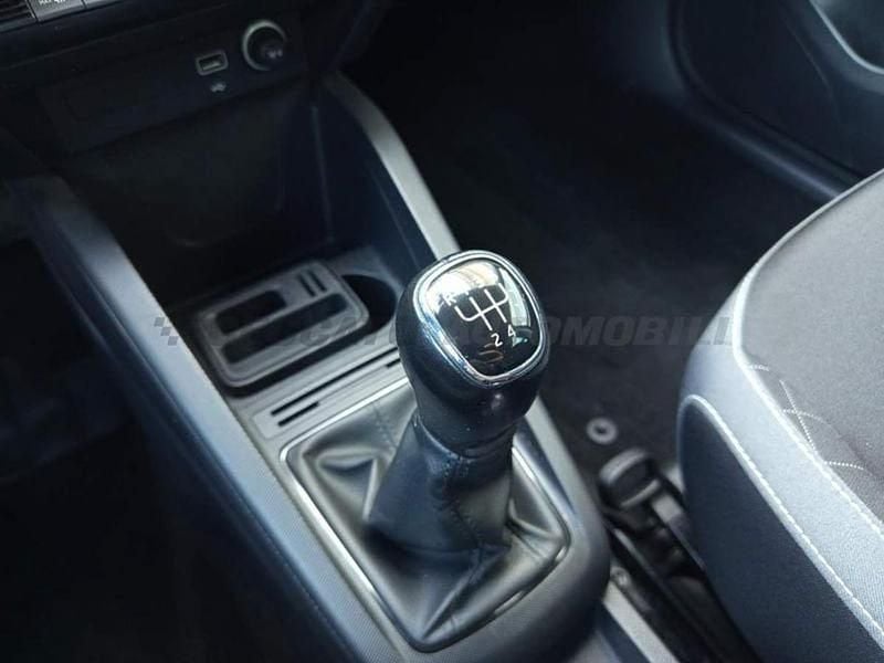 Usata Skoda Fabia ScoutLine 95 CV (69 kW) 2018 Blu Station wagon