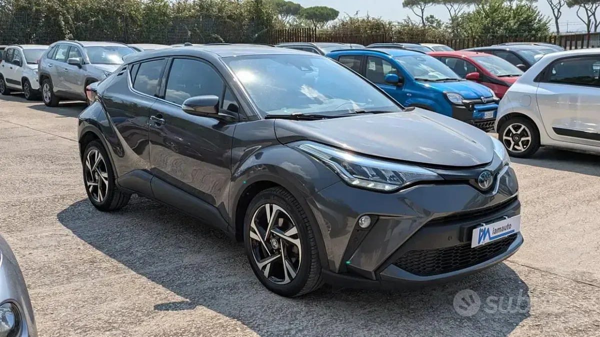 Usata Toyota C-HR Trend 122 CV (89 kW) 2022 Grigio SUV