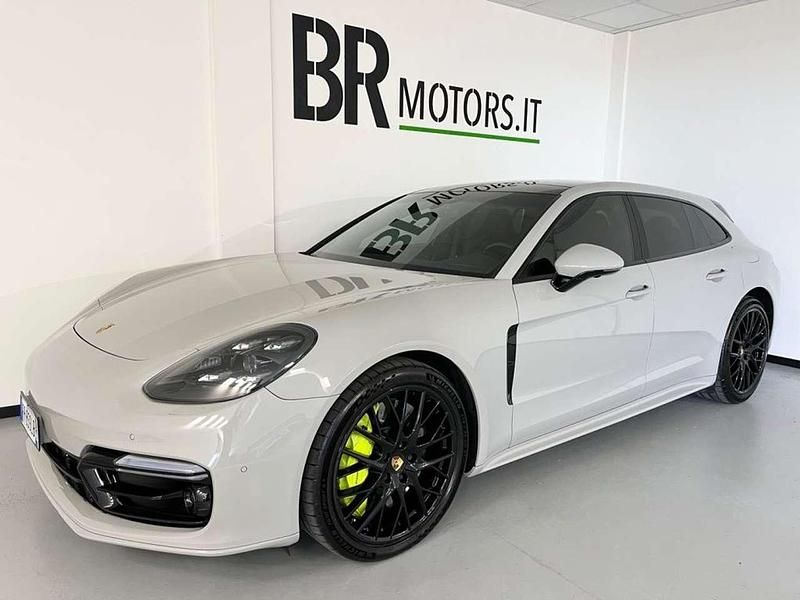 Usata Porsche Panamera Sport Turismo 680 CV (500 kW) 2018 Grigio Station wagon