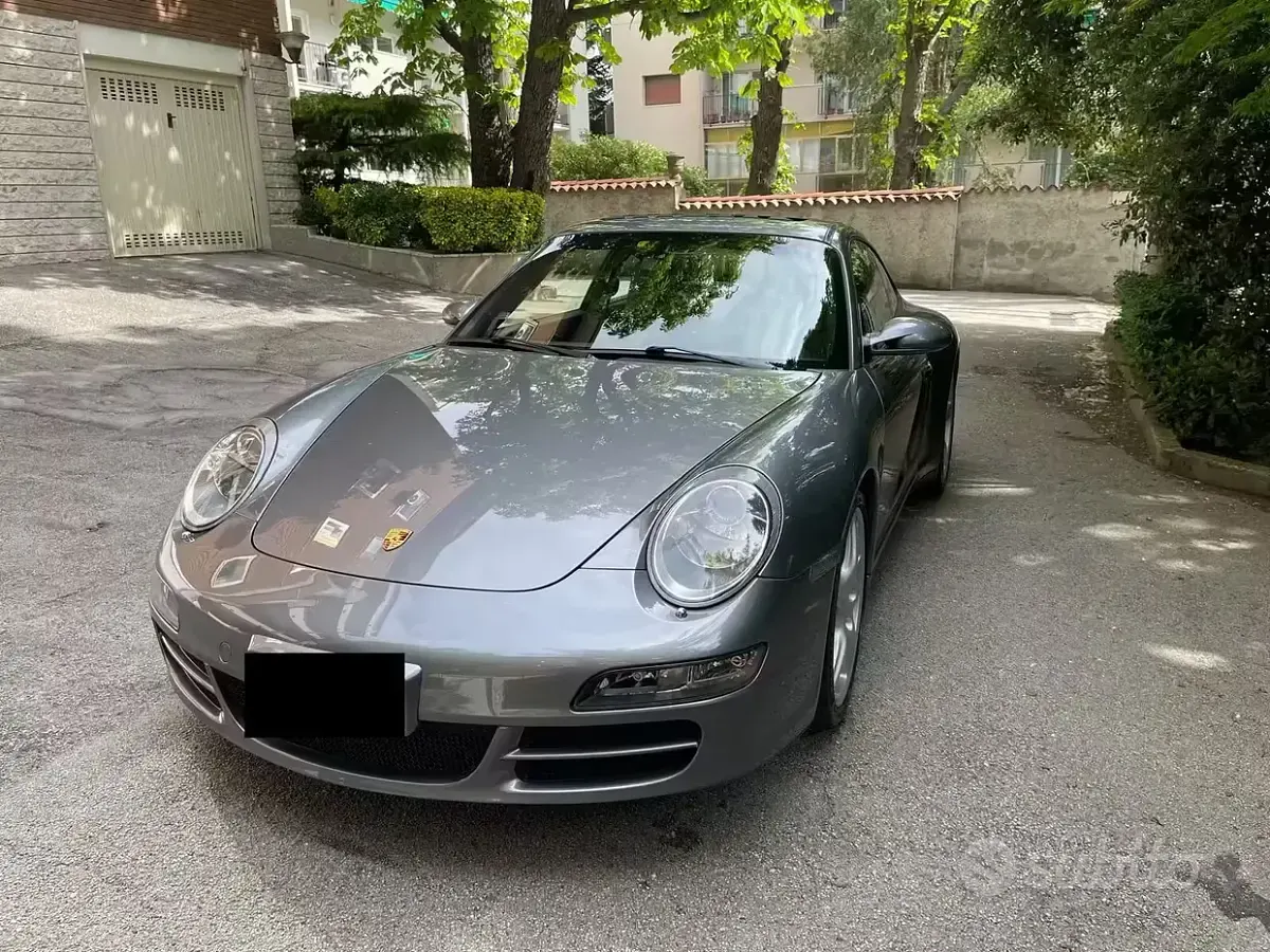 Usata Porsche 911 Carrera 4S 355 CV (261 kW) 2006 Grigio Coupé