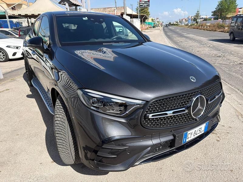 Usata Mercedes GLC300 269 CV (197 kW) 2025 Giallo SUV