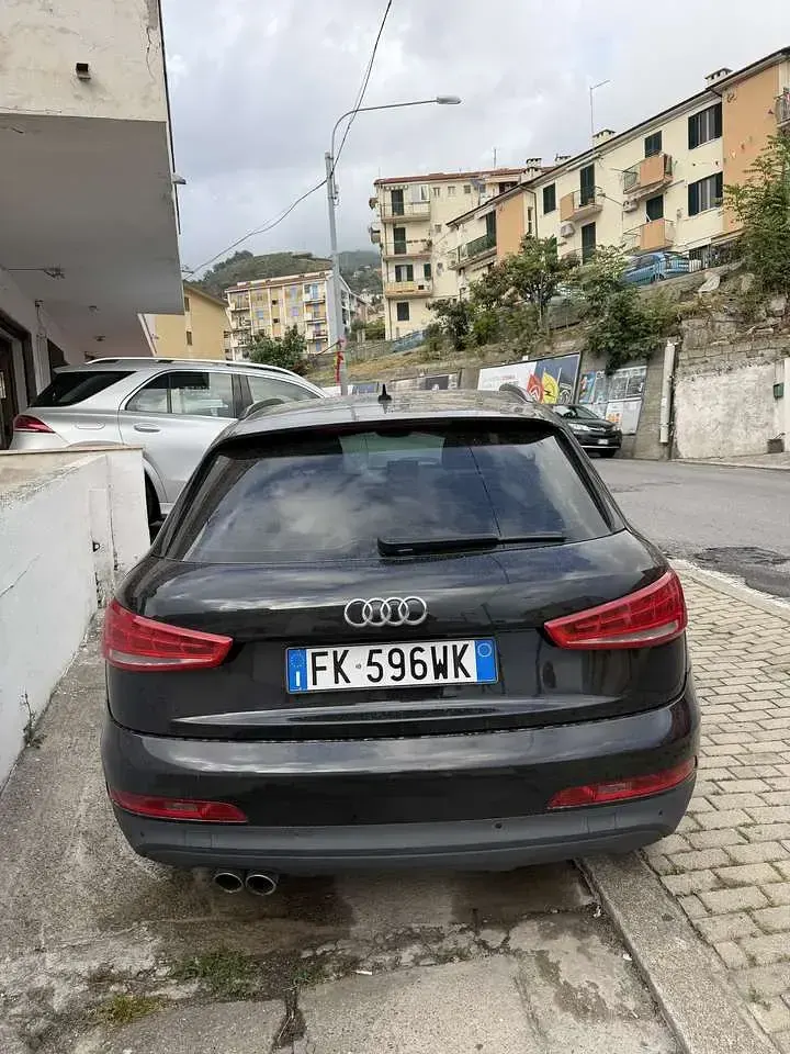 Usata Audi Q3 Advanced Plus 177 CV (130 kW) 2013 Nero SUV