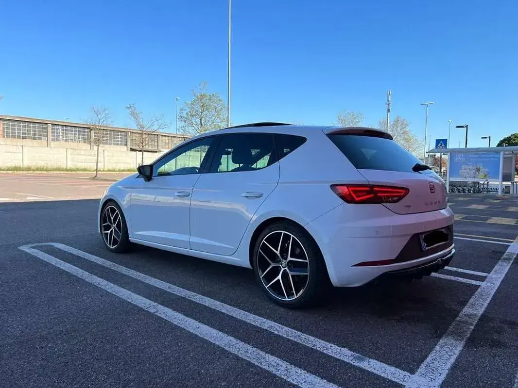 Usata Seat Leon FR 131 CV (96 kW) 2019 Bianco Berlina