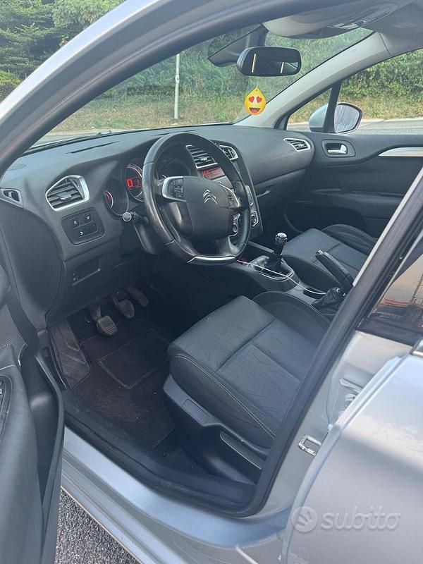 Usata Citroën C4 90 CV (66 kW) 2012 Grigio Berlina