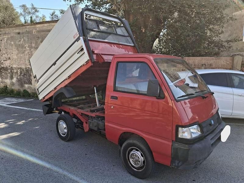 Usata Piaggio Porter 65 CV (47 kW) 2011 Rosso Furgone