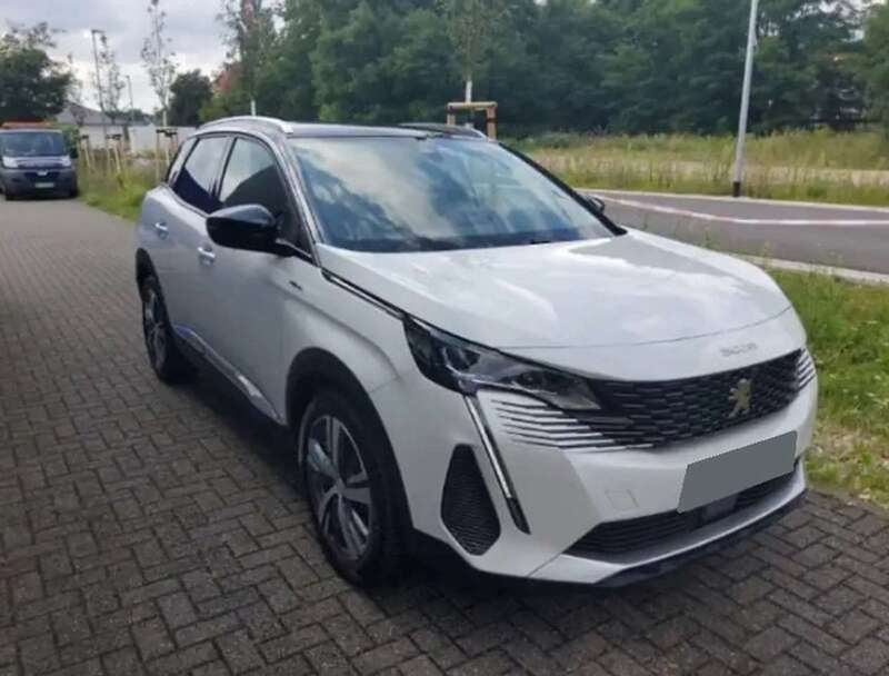 Bianco Usata 2020 Peugeot 3008 Allure SUV | 22.500 € (Buon prezzo) - Immagine 1/4