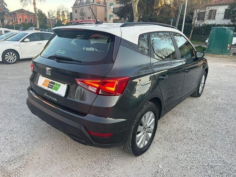 Usata Seat Arona Style 90 CV (66 kW) 2022 Verde SUV