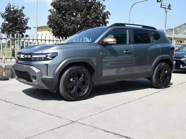 Nuova Dacia Duster Extreme 120 CV (88 kW) 2026 Grigio scisto metallizzato