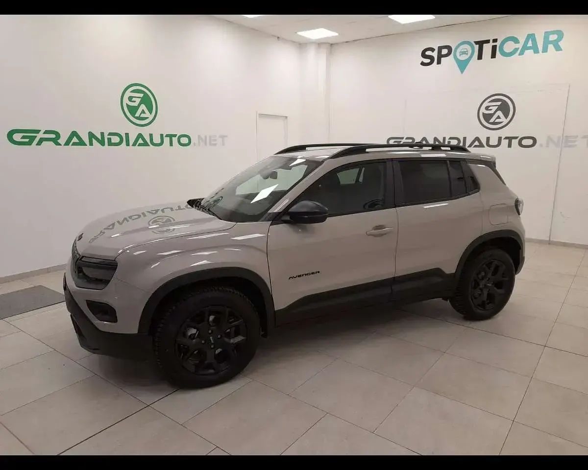 Nuova Jeep Avenger Overland 145 CV (106 kW) 2026 Grigio SUV