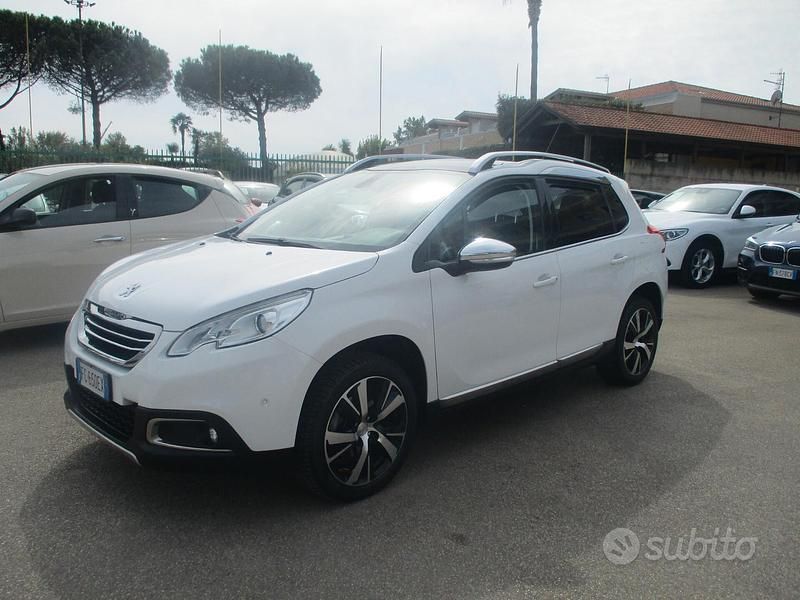 Bianco Usata 2016 Peugeot 2008 Allure SUV | 8500 € (Buon prezzo) - Immagine 1/4