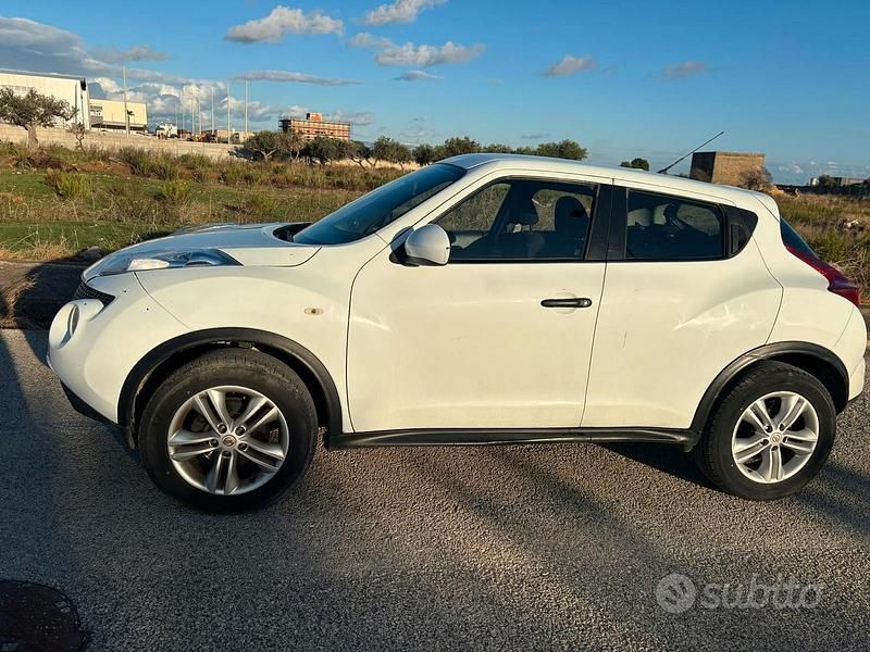 Usata Nissan Juke 110 CV (80 kW) 2011 Bianco SUV