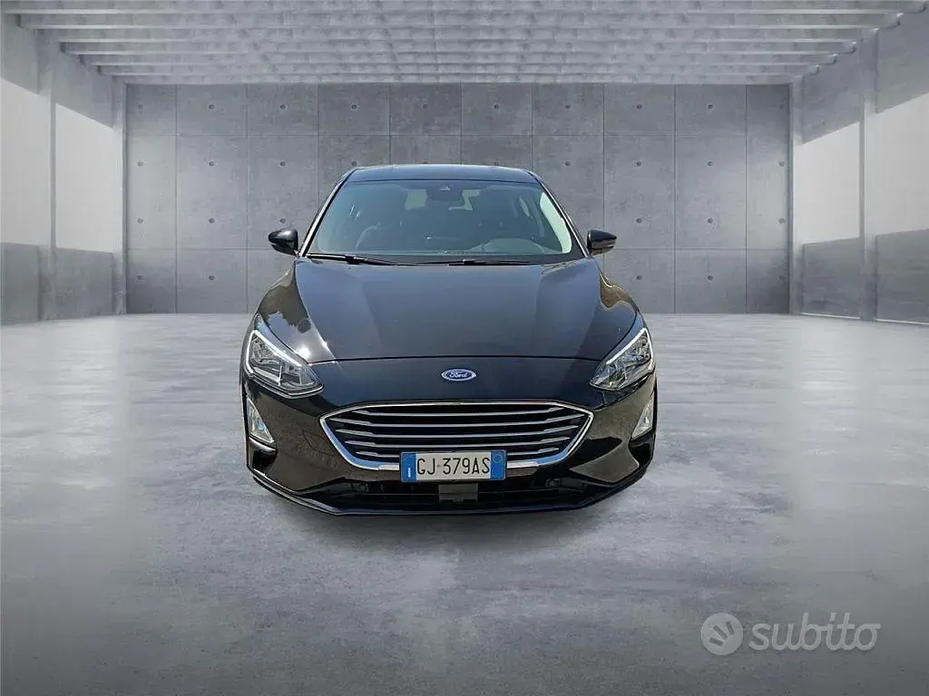 Usata Ford Focus Business Edition 120 CV (88 kW) 2022 Nero Berlina