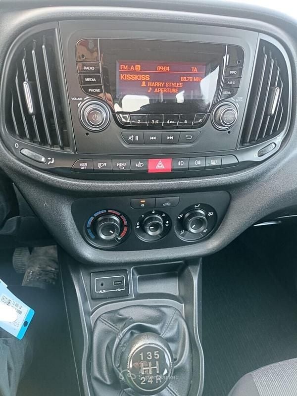 Usata Fiat Doblò 95 CV (69 kW) 2017 Bianco Monovolume