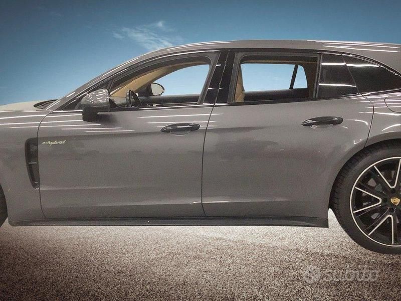 Usata Porsche Panamera Sport Turismo 330 CV (242 kW) 2018 Grigio Station wagon