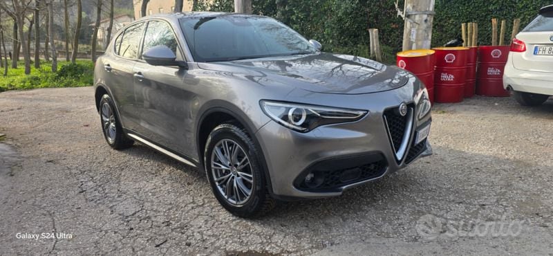 Usata Alfa Romeo Stelvio 180 CV (132 kW) 2018 Grigio SUV