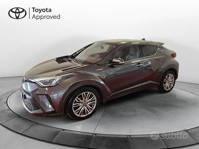 Usata Toyota C-HR Lounge 122 CV (89 kW) 2021 Grigio SUV