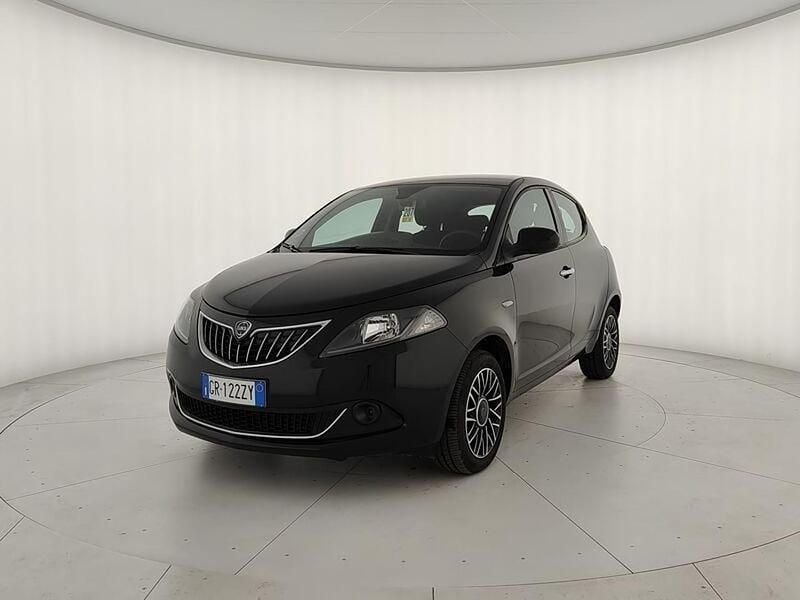 Nero Usata 2024 Lancia Ypsilon S Due volumi | 13.400 € (Buon prezzo) - Immagine 1/4