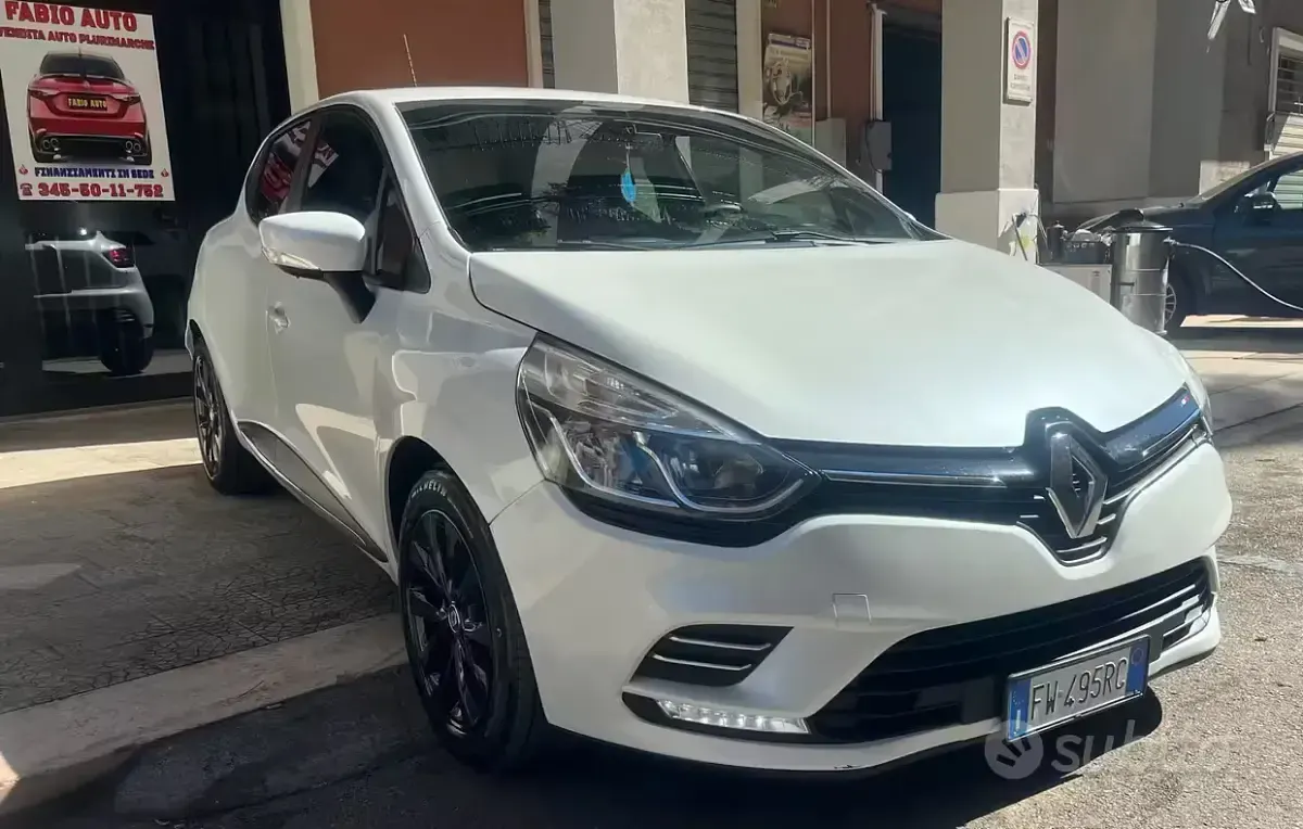 Usata Renault Clio IV Life 75 CV (55 kW) 2019 Bianco Berlina