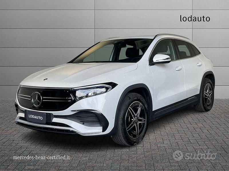 Usata Mercedes EQA350 AMG Line Premium 260 kW (354 CV) 2024 Bianco SUV