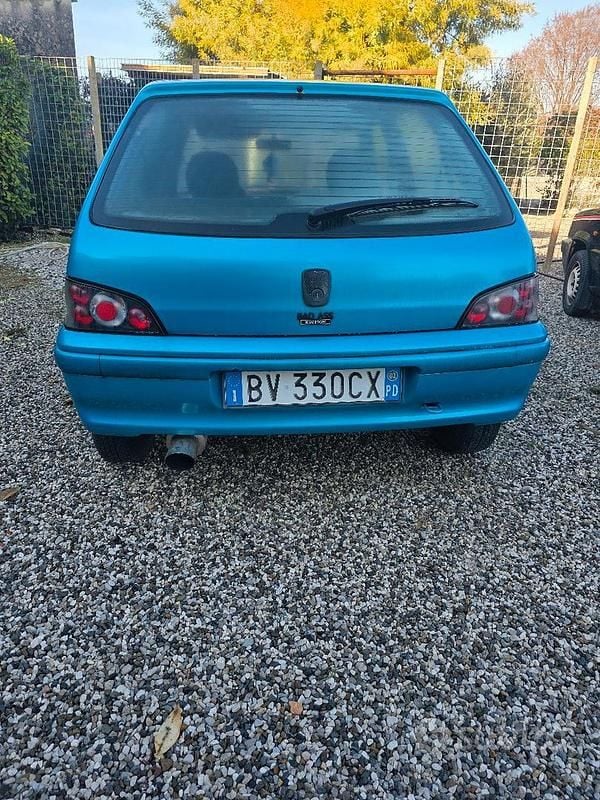 Usata Peugeot 106 60 CV (44 kW) 2001 Utilitaria