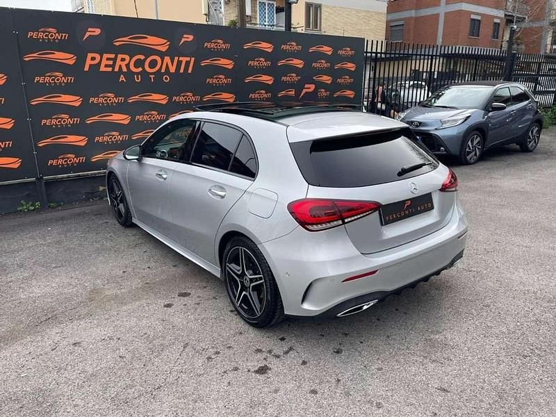 Usata Mercedes 180 137 CV (100 kW) 2019 Grigio chiaro Berlina