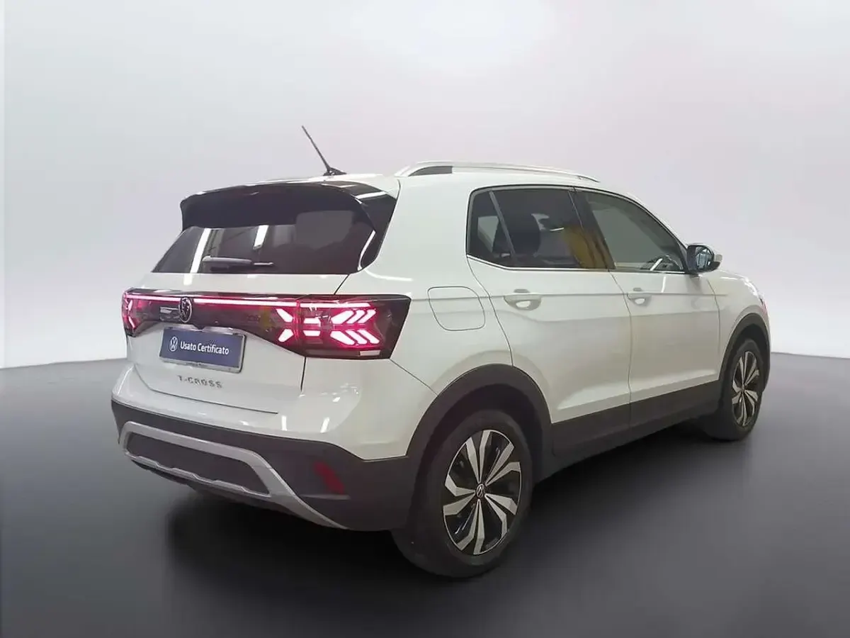 Usata VW T-Cross Style 116 CV (85 kW) 2025 Pure white SUV