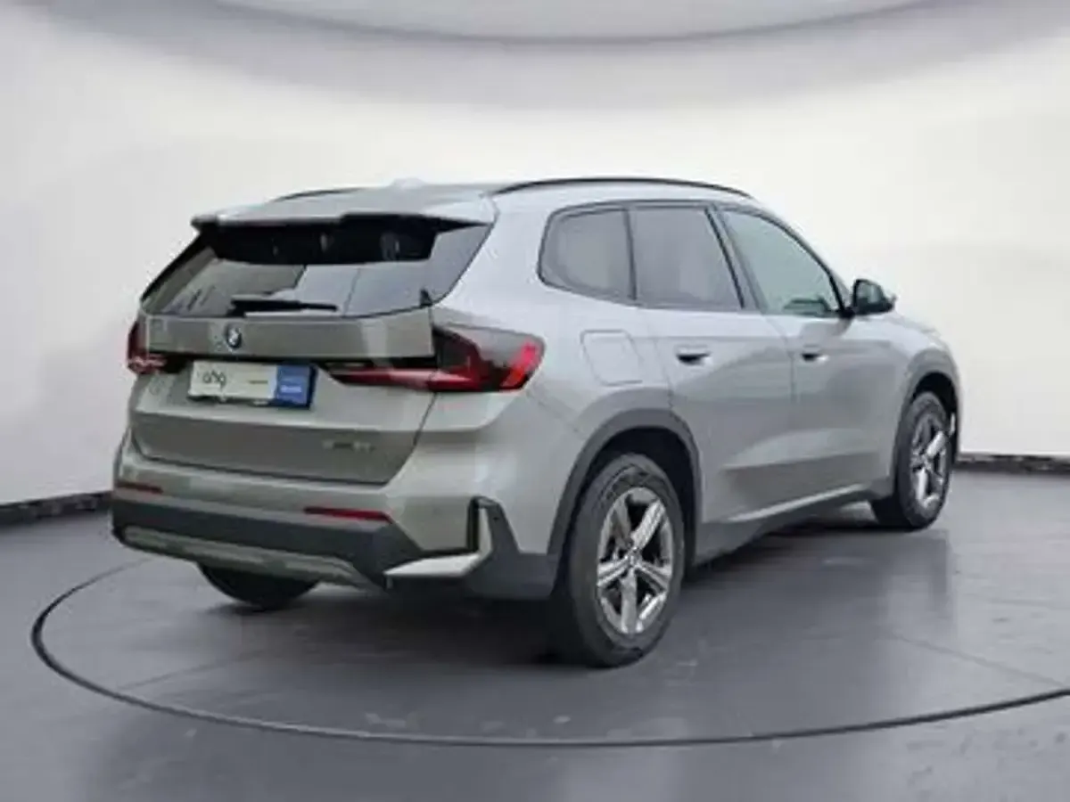 Usata BMW X1 156 CV (114 kW) 2024 Argento SUV
