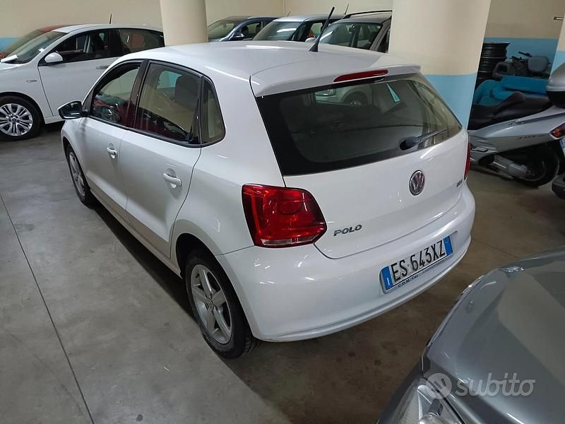 Usata VW Polo Trendline 75 CV (55 kW) 2014 Bianco Berlina