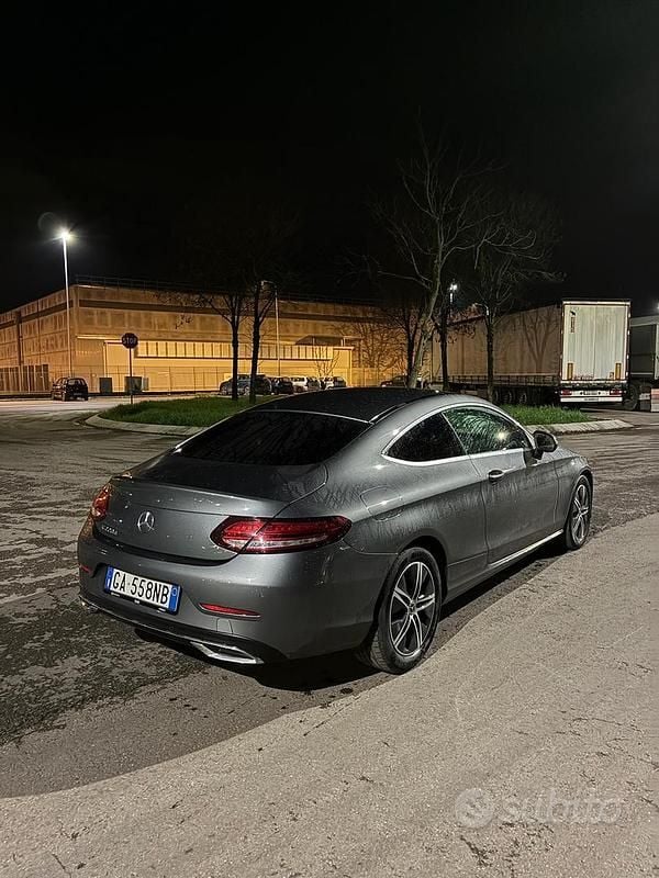 Usata Mercedes C220 Premium Plus 194 CV (142 kW) 2020 Grigio Coupé